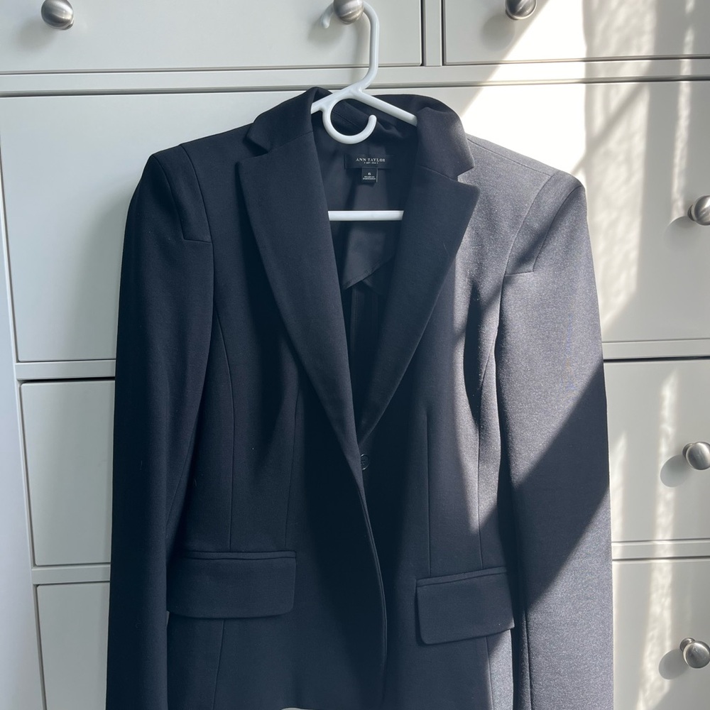 Ann Taylor black blazer size 6